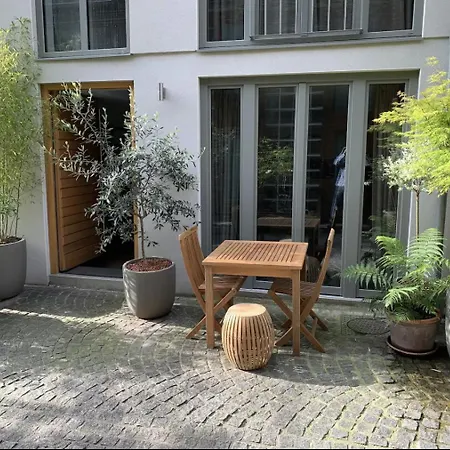 Maison 75m2 Buttes Chaumont 4 Personnes *